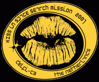 Het logo van de KISS-Mission 2007, de kus van Niek Verschoor.