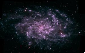 M33 in UV-licht door Swift gefotografeerd