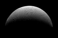 De Noordpool van de maan Enceladus
