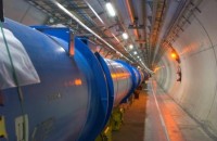 De LHC nu de krachtigste versneller