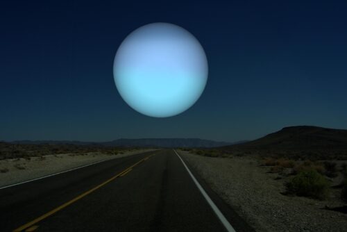 Uranus als maan