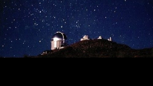 Het Cerro-Tololo Inter-American Observatorium, van waaruit DES wordt uitgevoerd