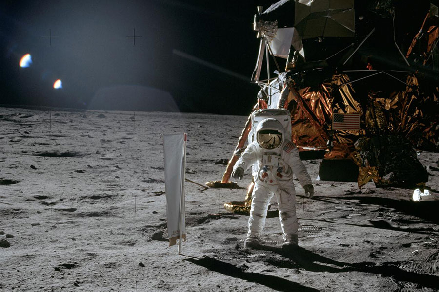 Baudet: mensen zijn nooit op de maan geweest