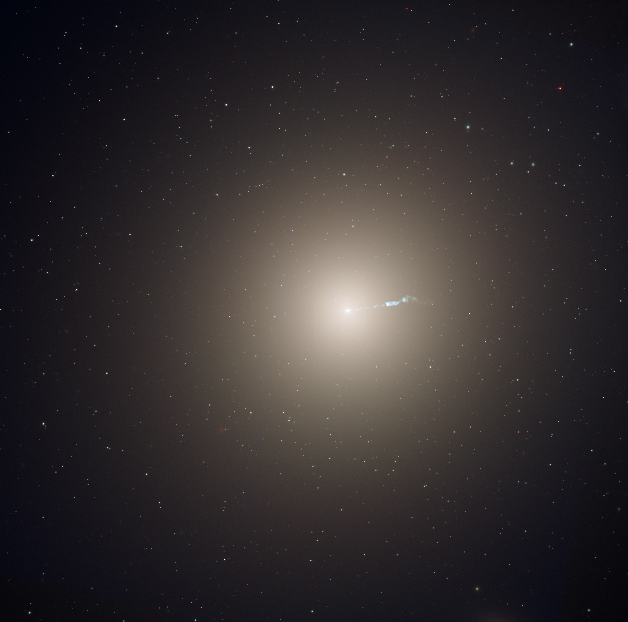 Voor het eerst is de ruimtelijke vorm van M87 gemeten