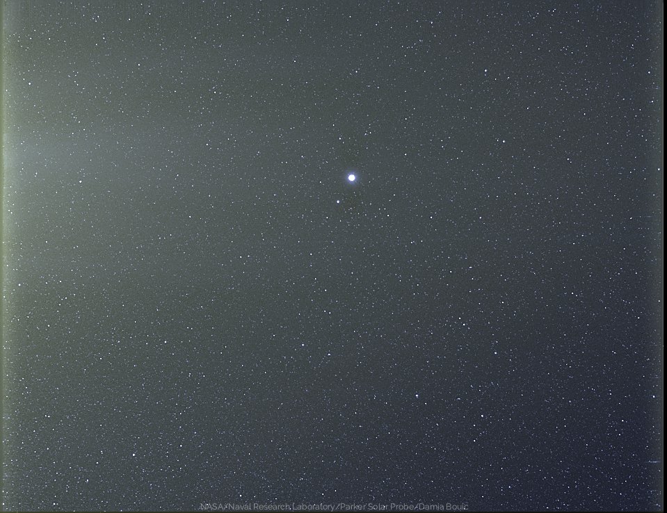 De Aarde gefotografeerd door de Parker Solar Probe vanuit z'n baan dichtbij de zon