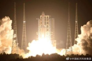China bereidt zich voor op eerste lancering Lange Mars-5B met ruimteschip Tianzhou