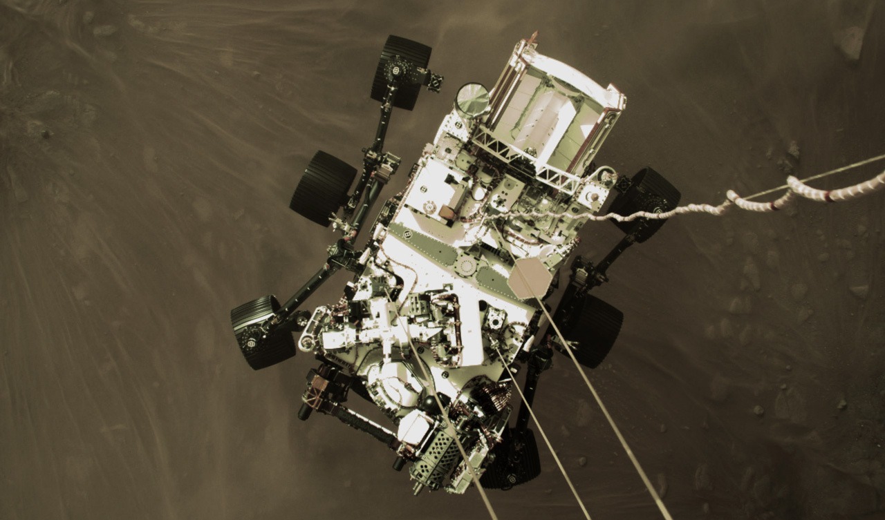 Spectaculaire videobeelden van de afdaling en landing van Perseverance op Mars
