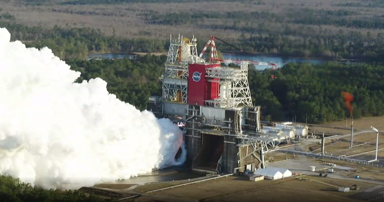 NASA's maanraket doorstaat cruciale test en is praktisch klaar voor lancering!