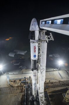 Livestream lancering SpaceX' Crew-2 mét aan boord de eerste ESA-astronaut die vliegt op een Dragon-capsule [update]