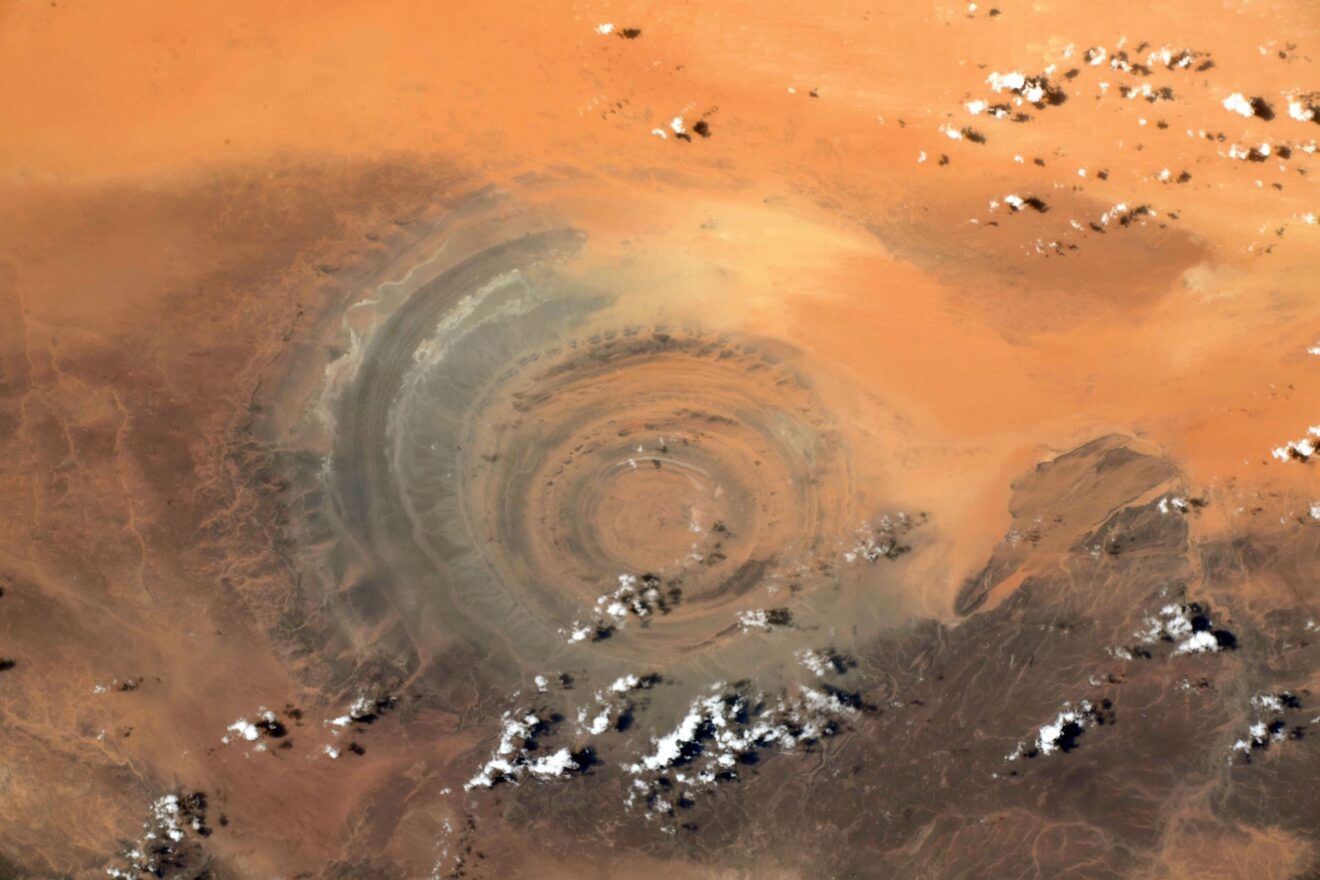 Landschap 'Oog van de Sahara' vertoont verbluffende gelijkenis met Mars