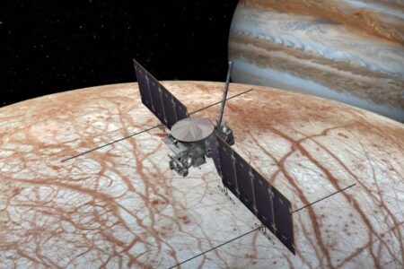 De Falcon Heavy zal NASA's Europa Clipper naar Jupiter's ijzige maan Europa lanceren