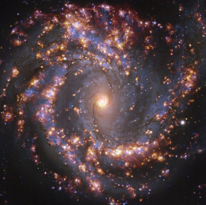 Galactisch vuurwerk: nieuwe ESO-opnamen tonen prachtige kenmerken van nabije sterrenstelsels