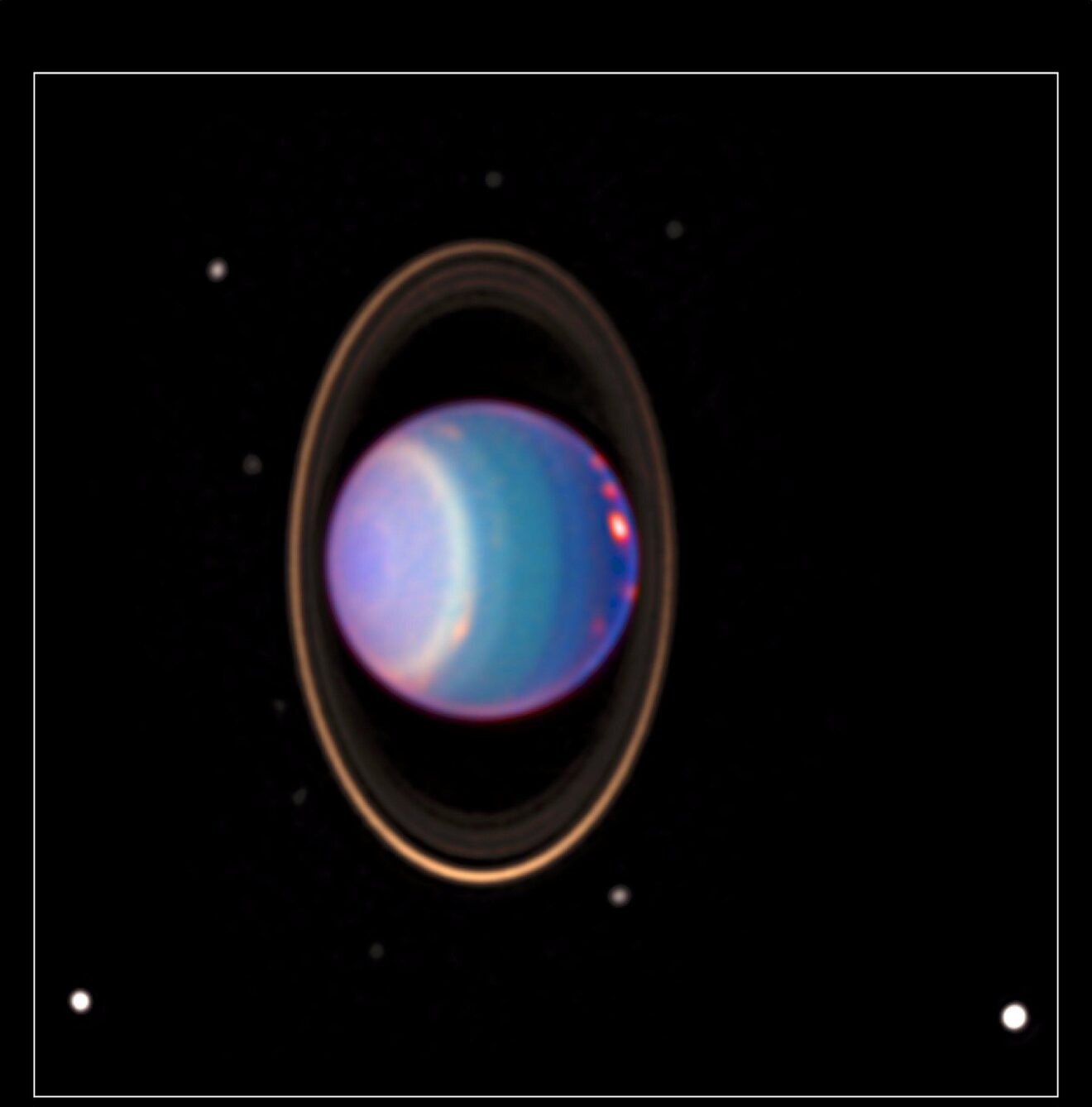 Vier van Uranus' grootste manen kunnen mogelijk ook water bevatten